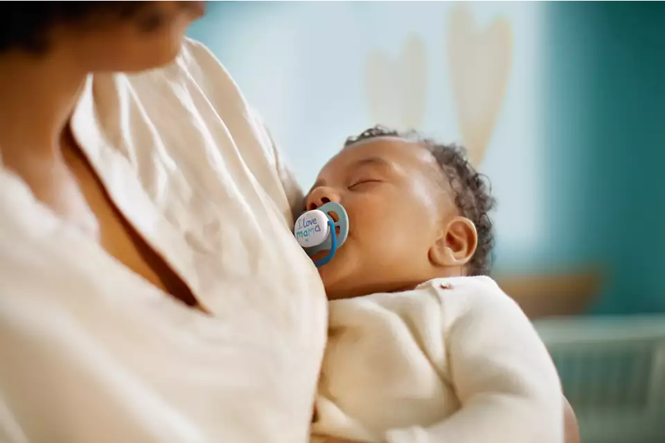 Avent smoczek Ultra Air Happy 0-6m Boy